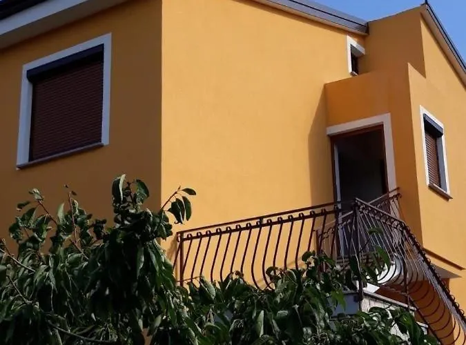 With Parking Space Mugeba, - 24342 Apartament *