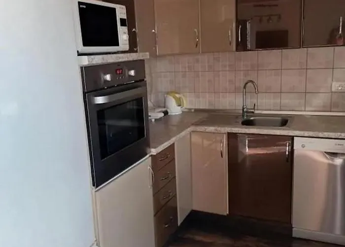 With Parking Space Mugeba, - 24342 Апартаменти Пореч